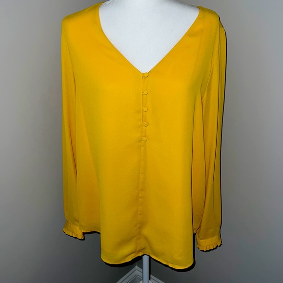 LOFT Tops - NWOT Loft Gold Mustard Long Sleeve Ruffle Blouse Top L